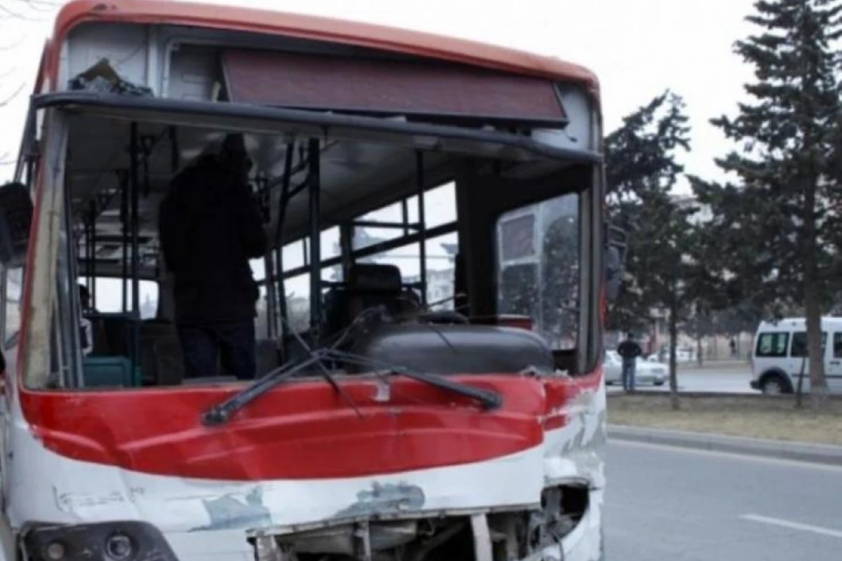 SON DƏQİQƏ - Bakıda avtobus QƏZASI - Ölən və yaralananlar var – FOTO