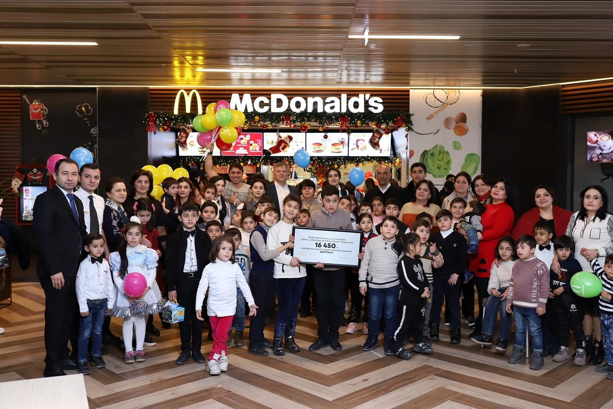 McDonald’s Azərbaycan müştərilərin dəstəyilə “Xoş anlarla birlikdə” xeyriyyə tədbiri keçirdi!