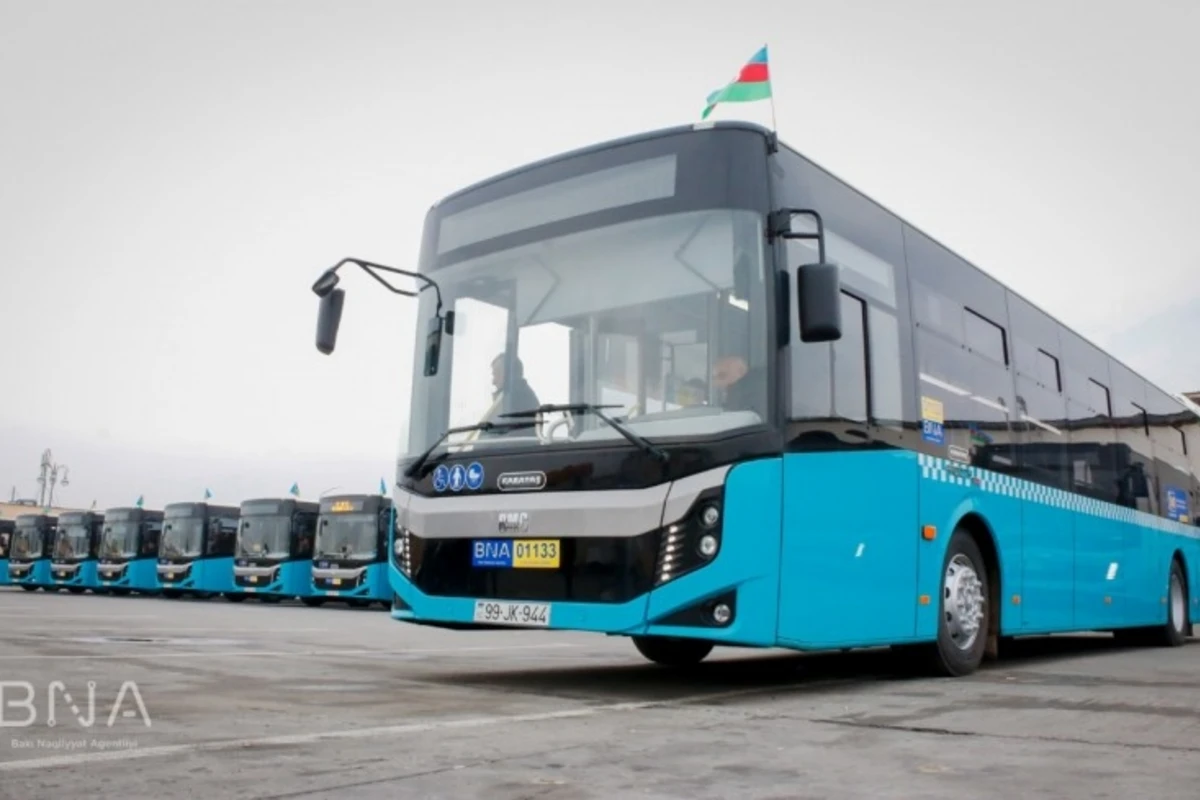 Bakıda 12 metrlik avtobuslar xəttə buraxıldı - FOTO