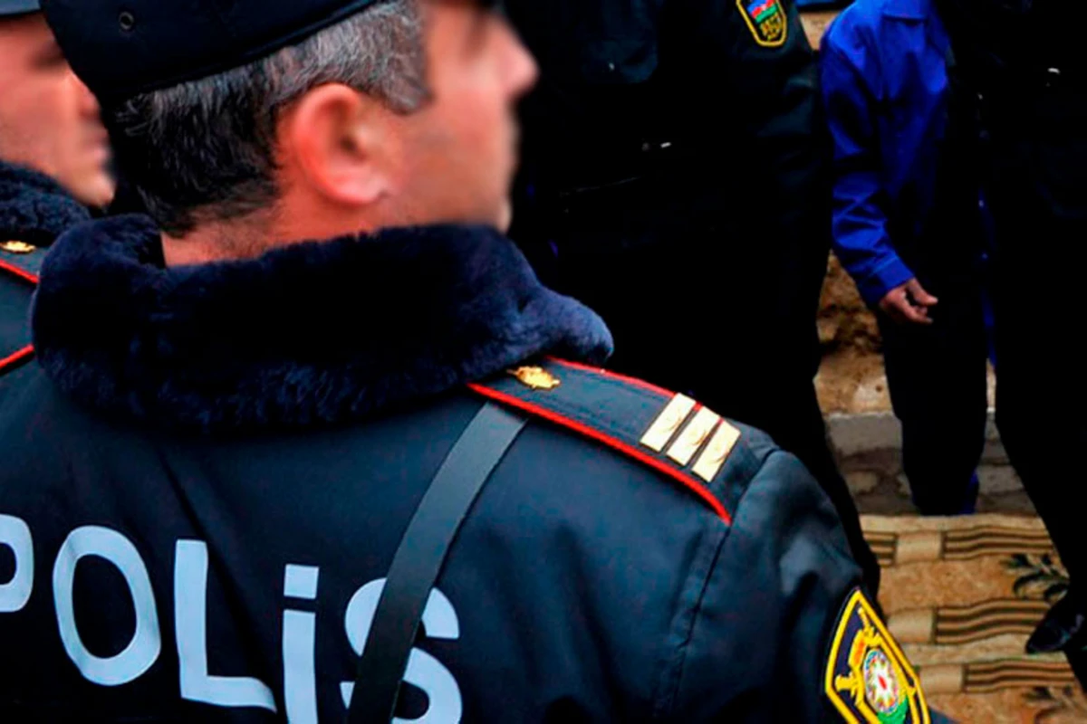 Bakıda dəhşət: Polis qardaşı tərəfindən qətlə yetirildi