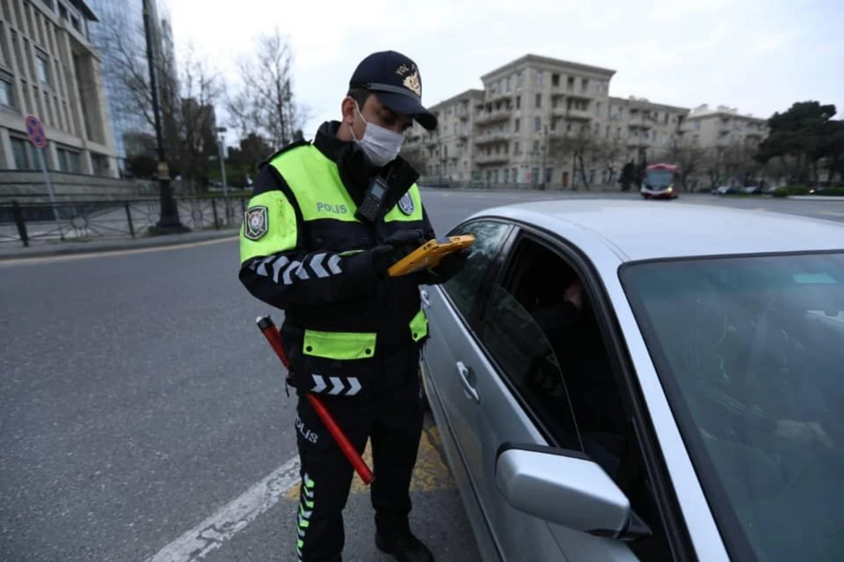 Azərbaycanda 1 sutkada karantin rejimini pozan 1499 sürücü cərimələndi