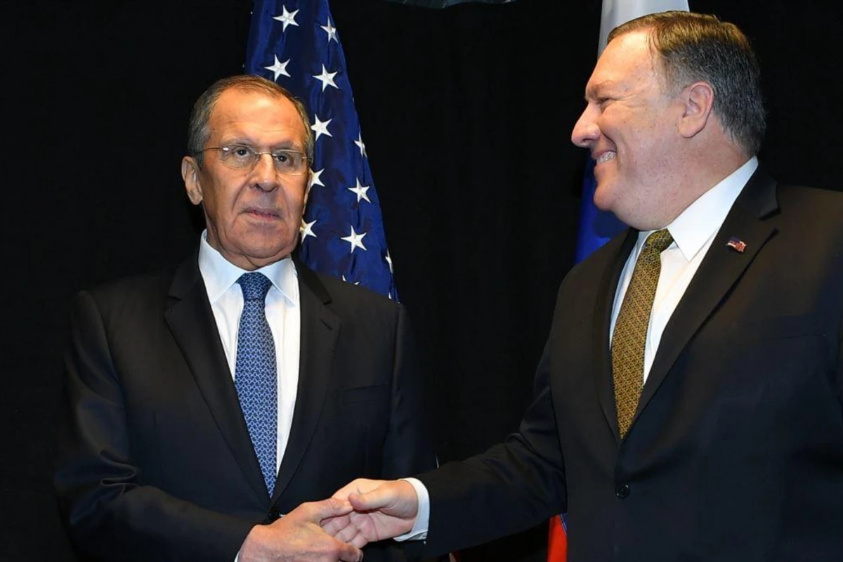 Lavrov və Pompeo arasında telefon danışığı olub