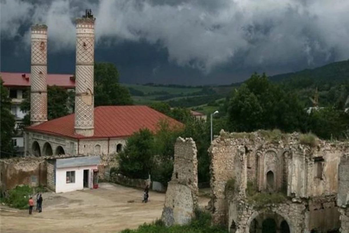 Qarabağın azərbaycanlı icması Şuşanın işğalının 28-ci il dönümü ilə bağlı bəyanat yayıb