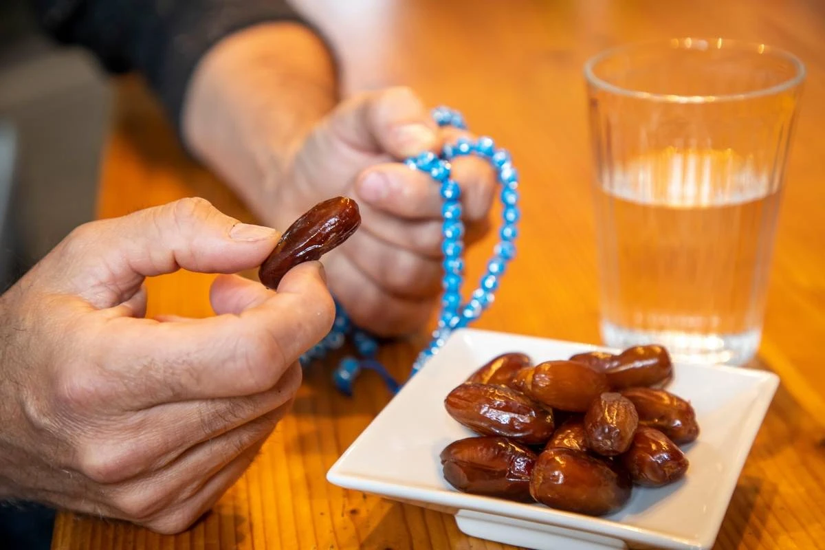 Ramazanın 17-ci gününün duası - İmsak və iftar vaxtı