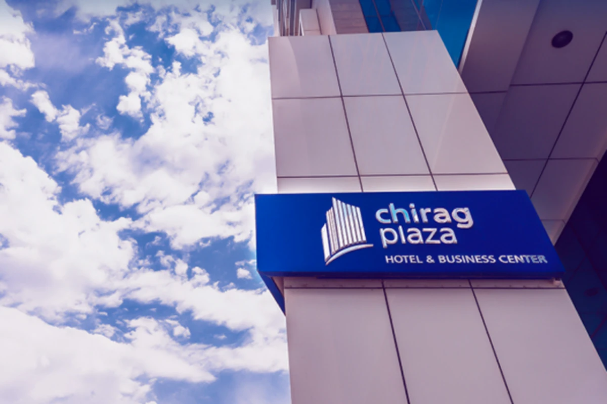 Chirag Plaza Otel və Biznes Mərkəzi Silahlı Qüvvələrə Yardım Fonduna 20.000 manat köçürüb