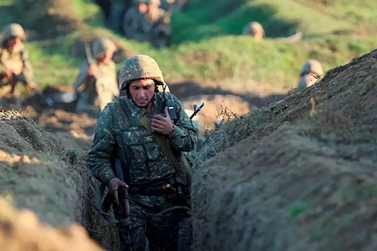 İşğalçı erməni ordusunun əsgəri döyüşməmək üçün hərbi hissədən qaçdı - FOTO