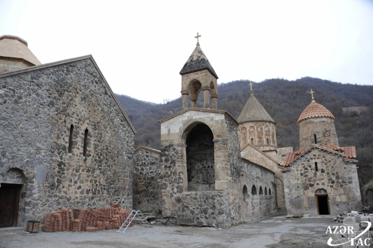 Şəhidlərimizin xatirəsi Xudavəng monastırında anıldı - FOTO