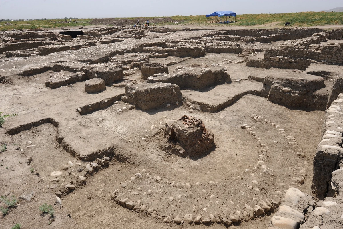 Nadir şah yadigarı - Orta əsr Ağsu şəhəri - FOTO