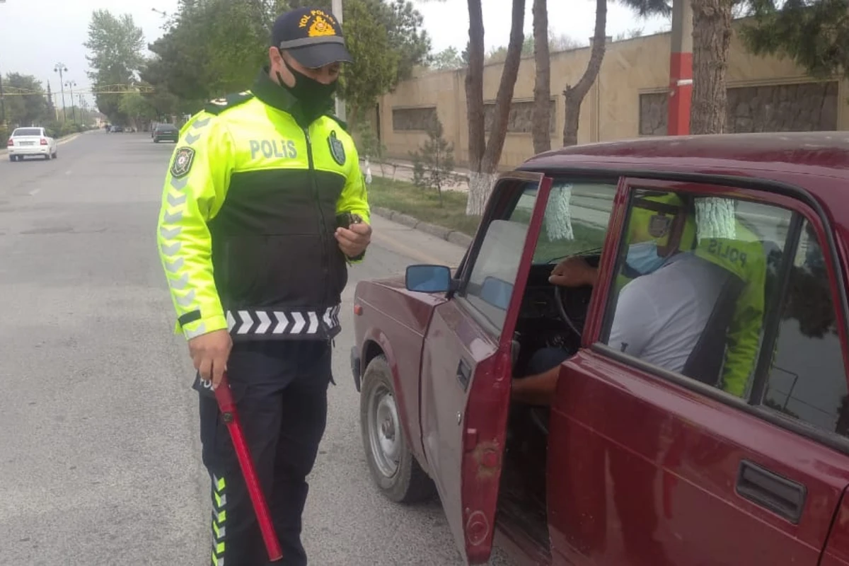 Polis reydi zamanı 31 sürücü cərimələndi - FOTO