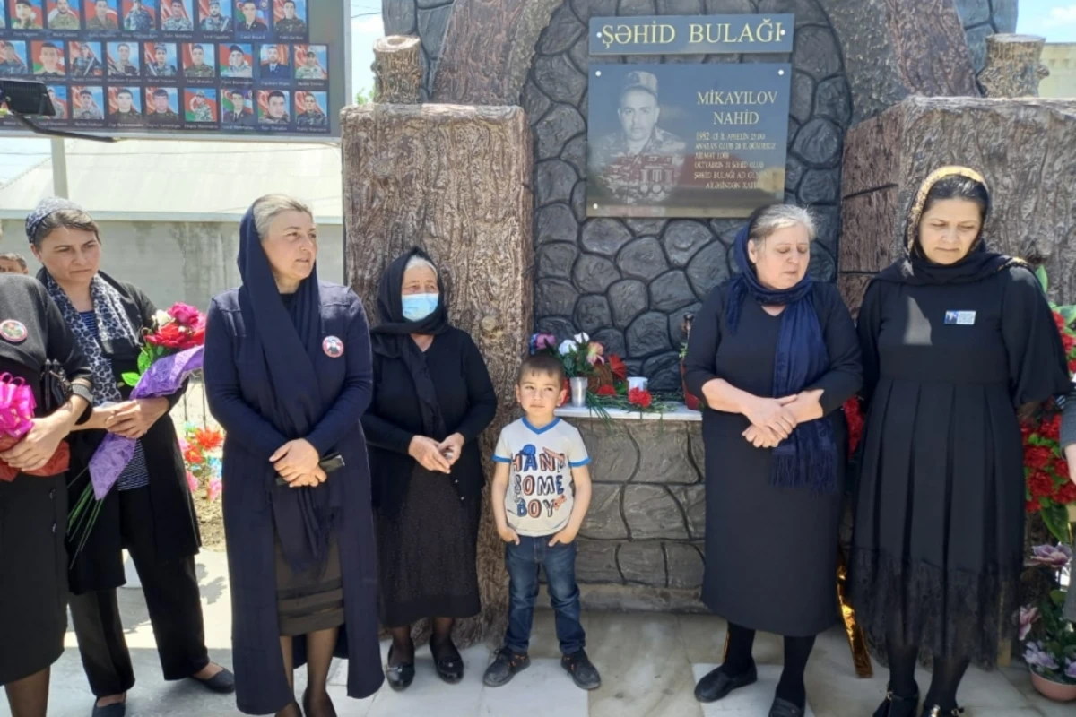 Kürdəmirdə şəhidin xatirəsinə tikilən bulağın açılışı olub - FOTO