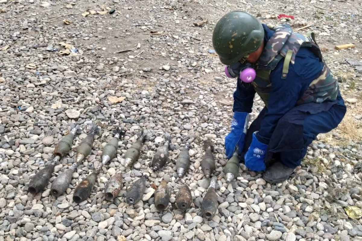 Cəbrayılda Ermənistanın istifadə etdiyi ağ fosfor tərkibli sursatlar aşkarlandı - FOTO