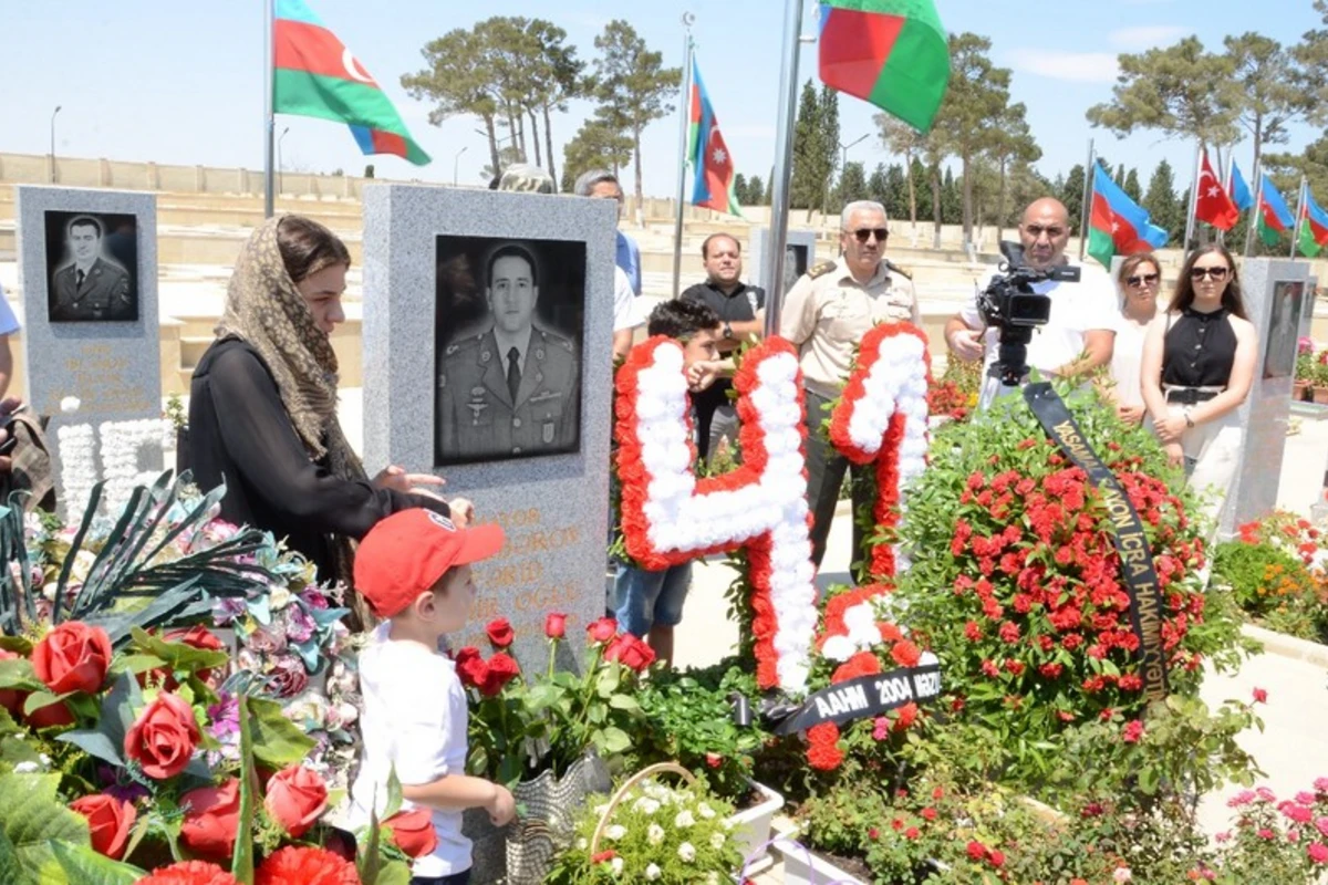 Şəhid mayorun doğum günü qeyd olunub - FOTO