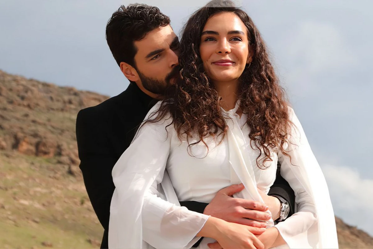 “Hercai”nin aktrisası evlənir - FOTO