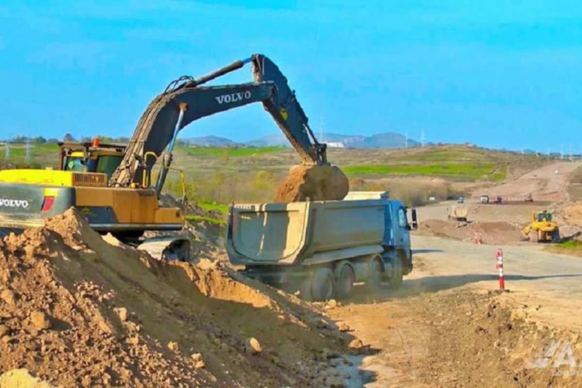 Füzuli-Hadrut avtomobil yolunun tikintisi sürətlə davam etdirilir - FOTO