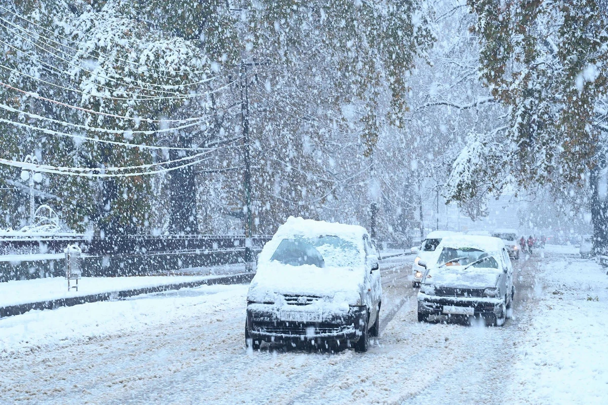 Hava şəraiti ilə bağlı avtomobil yollarının vəziyyəti AÇIQLANDI