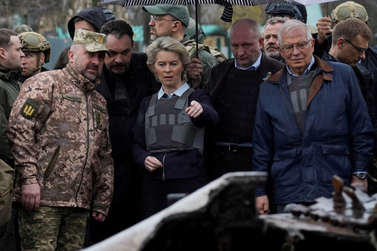 Ursula von der Leyen və Cozep Borrell Buçaya getdi