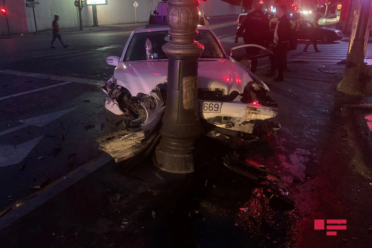 Bakıda qəzaya düşən polislərin vəziyyəti AÇIQLANDI - FOTO - YENİLƏNİB