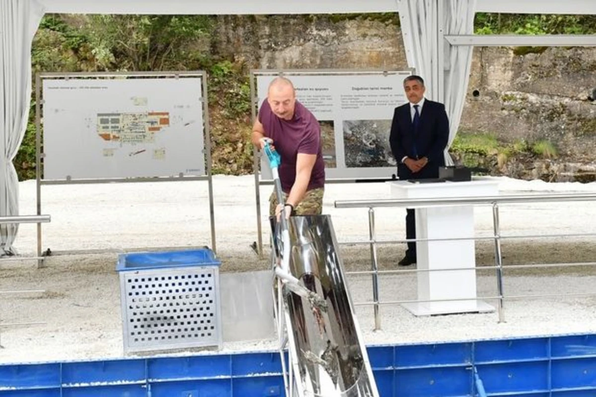 Kəlbəcərdə “İstisu” mineral su zavodunun təməli qoyulub - FOTO