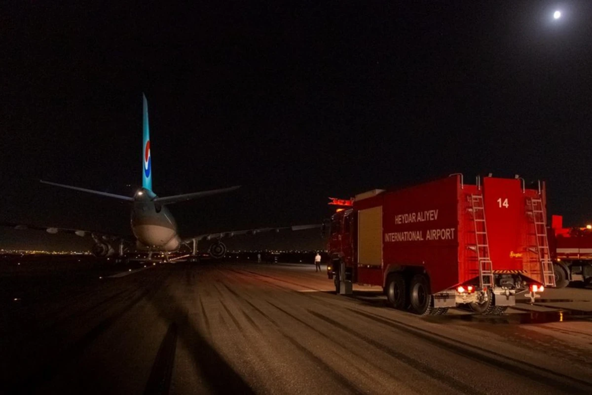 Bakı aeroportuna Cənubi Koreyanın təyyarəsi məcburi eniş edib - FOTO