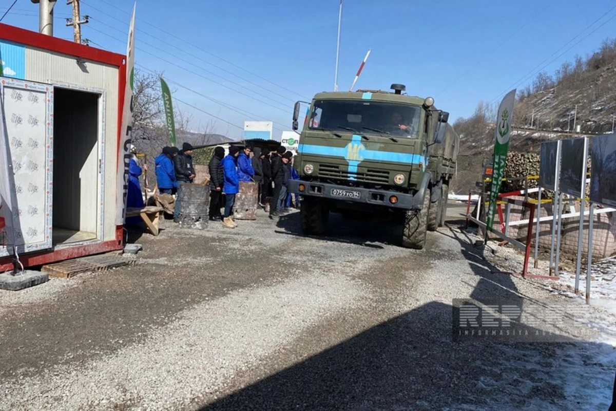 Xankəndi-Laçın yolunda sülhməramlıların 52 avtomobili maneəsiz keçib - FOTO - YENİLƏNİB