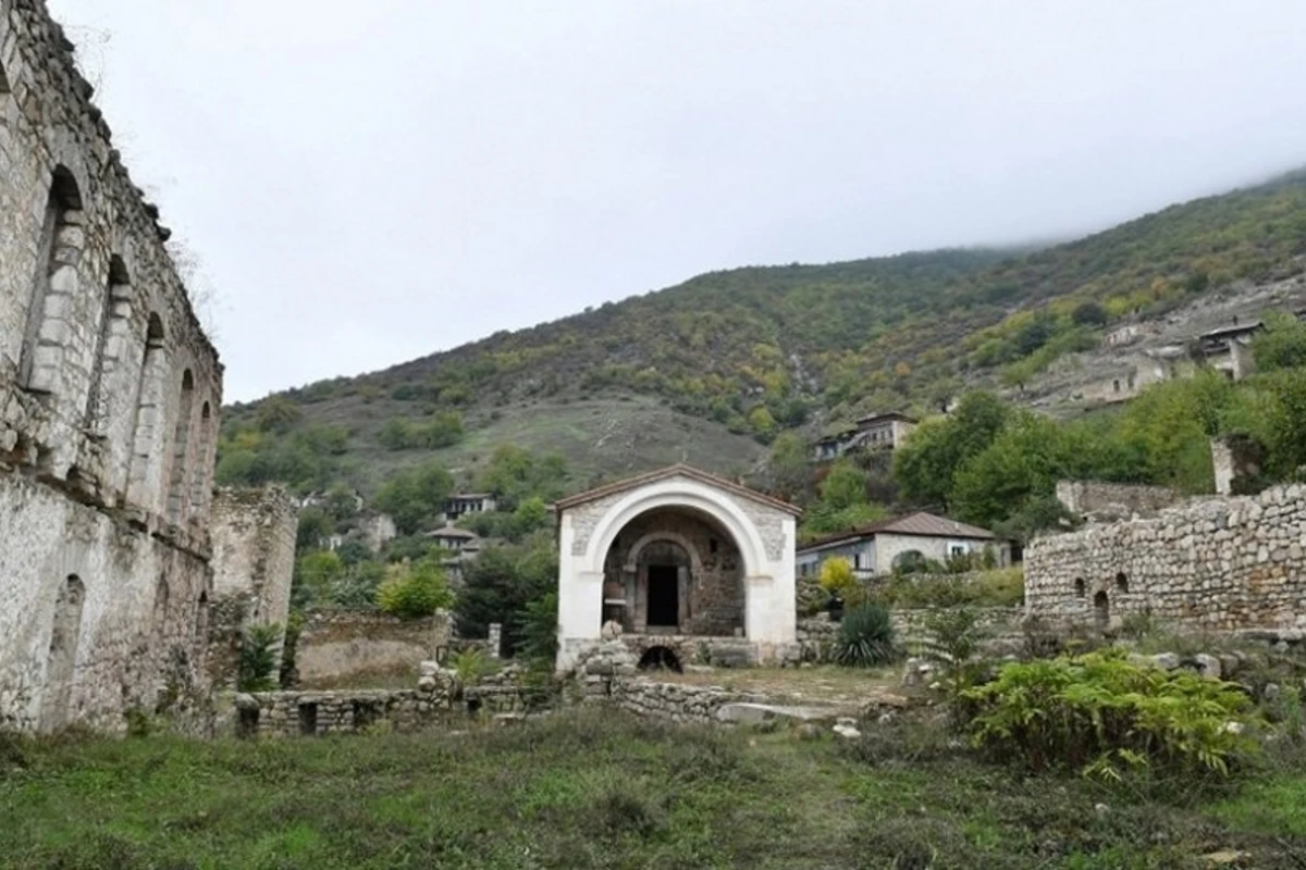 “Tuğ” Dövlət Tarix-Memarlıq və Təbiət Qoruğunun tərkibinə beş abidə daxil edilib