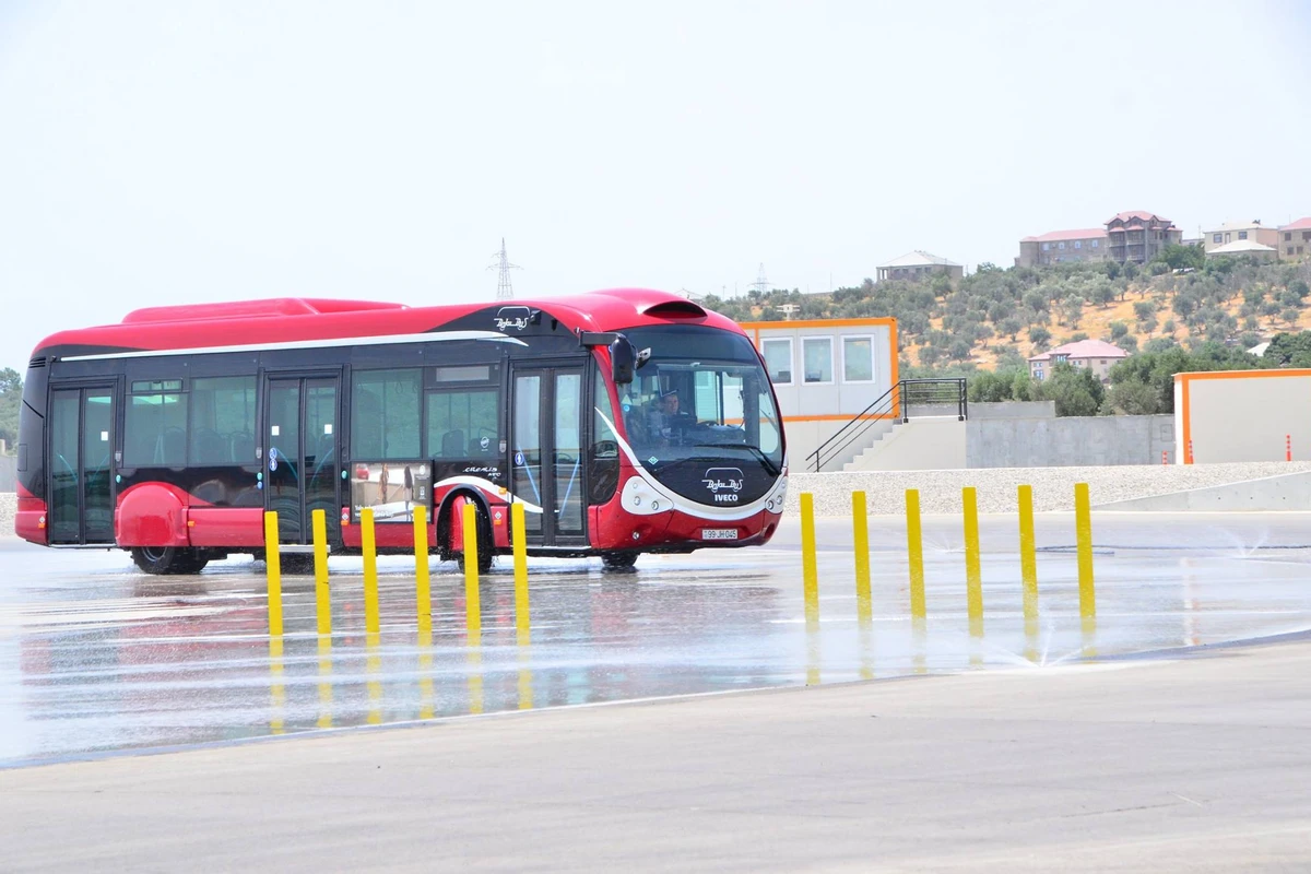 Bakıda 40 marşrut xəttinin hərəkət istiqaməti müvəqqəti dəyişdirilir