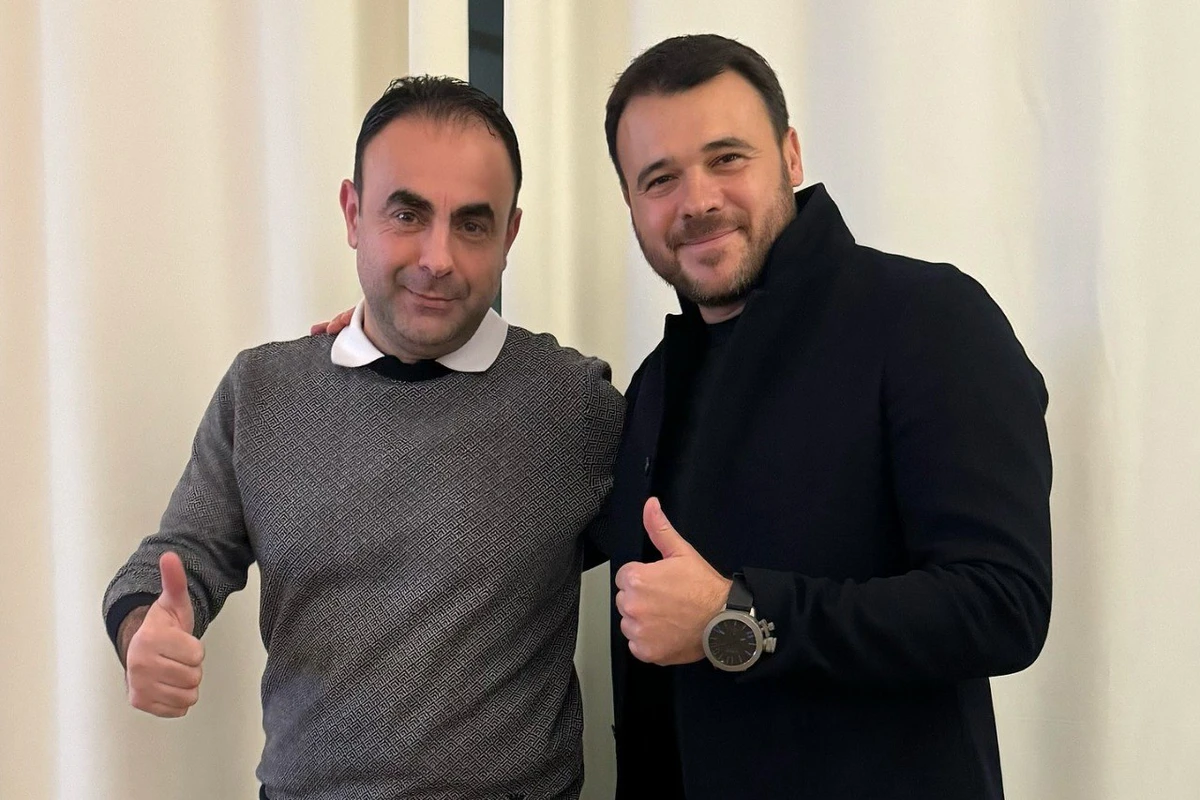 Emin Ağalarov 27 il əvvəl yanacaqdoldurma məntəqəsində çalışdığı dostu ilə - FOTO