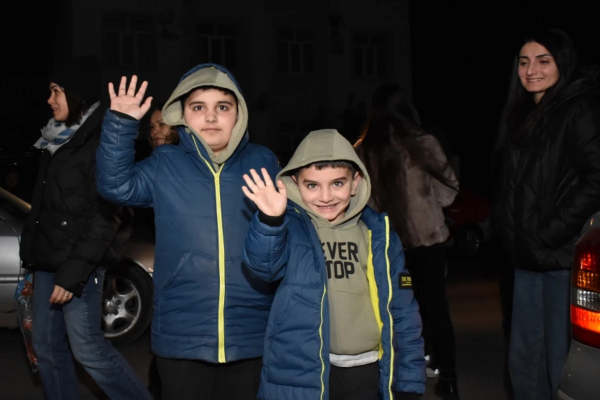 Laçın şəhərinə növbəti köç karvanı yola düşüb - FOTO