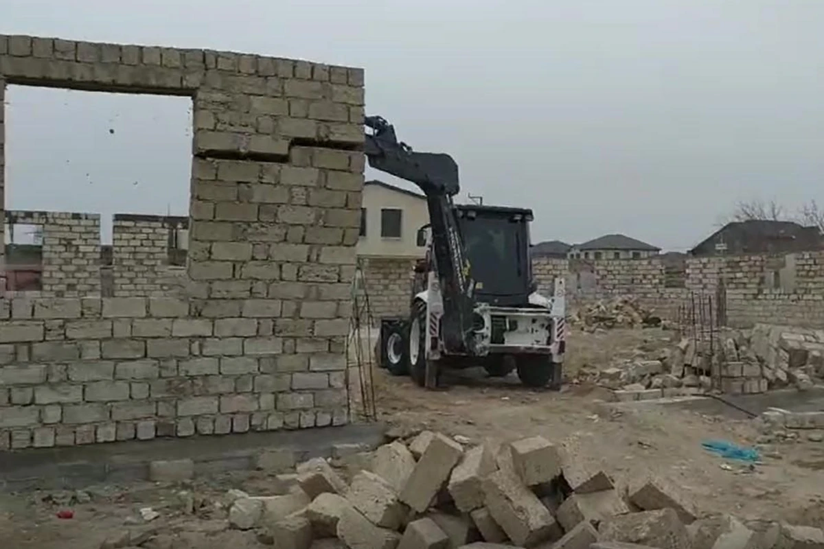 Bakıda bir sıra qanunsuz tikintinin qarşısı alınıb - FOTO/VİDEO