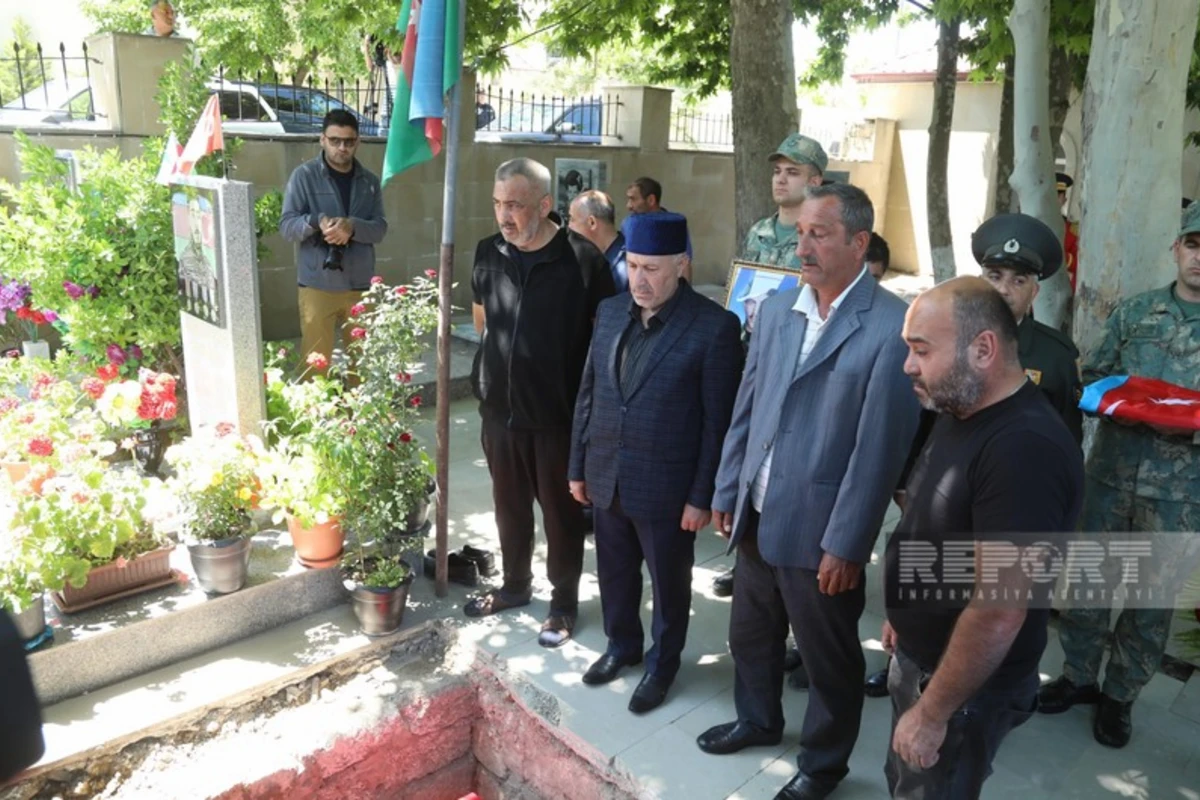 Bakıda Birinci Qarabağ müharibəsinin şəhidi Elşən Xasiyev dəfn edilib - YENİLƏNİB - FOTO