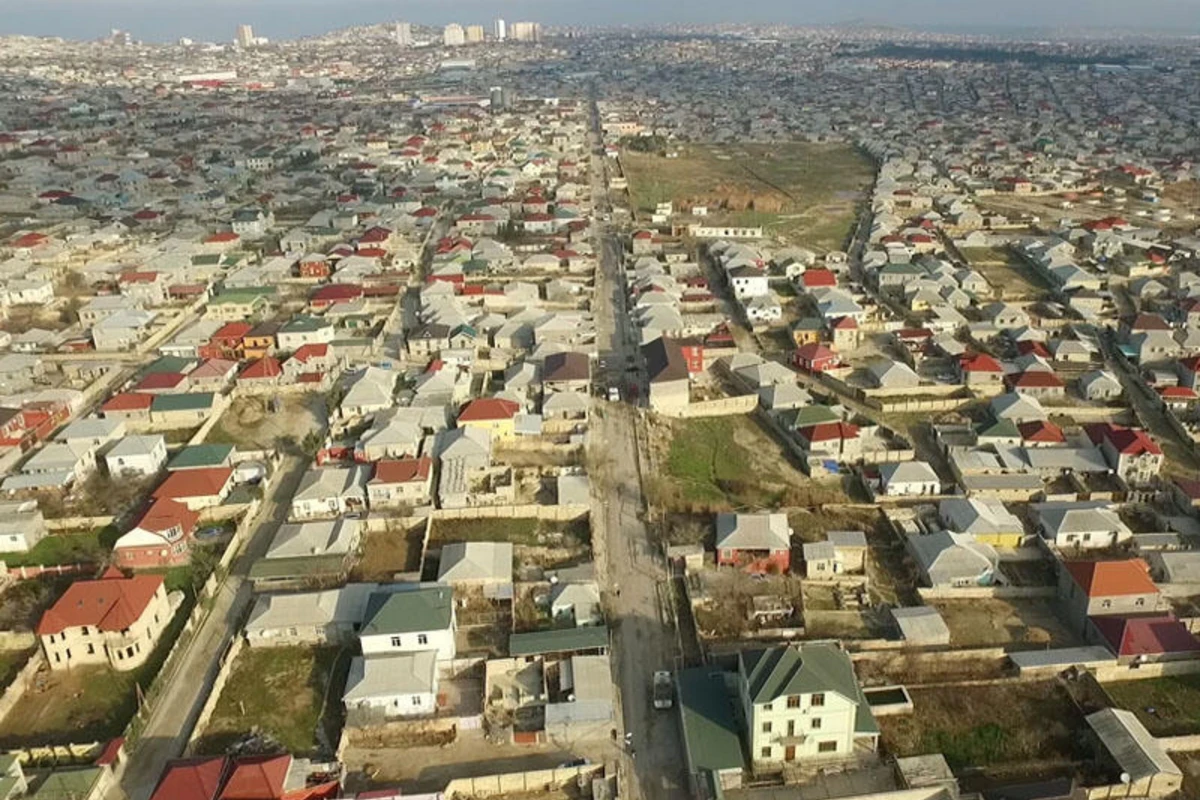 Hamı Bakının bu qəsəbəsindən torpaq alır – Səbəbi bu imiş!