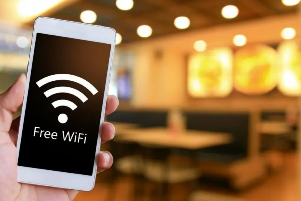 Restoran və kafelərdə Wi-Fi-yə qoşulmaqla parol və pullarınız ələ keçə bilər