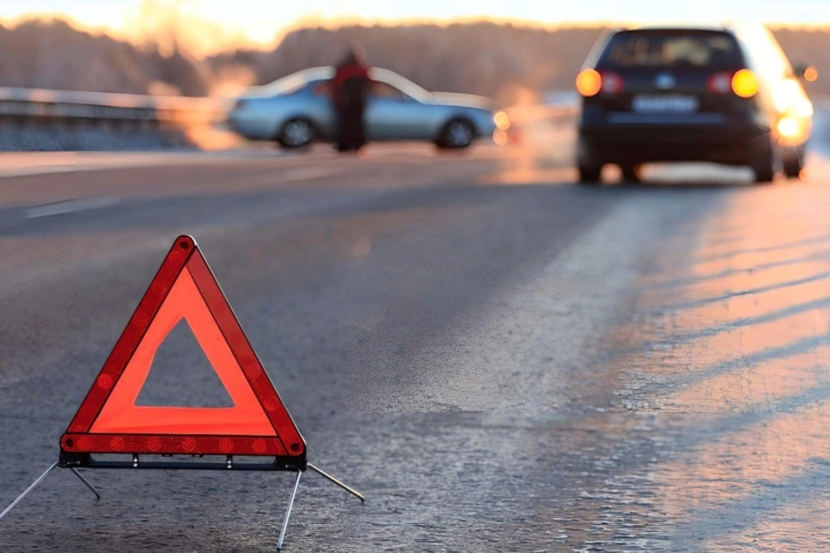 В Азербайджане высокопоставленный чиновник погиб в автокатастрофе