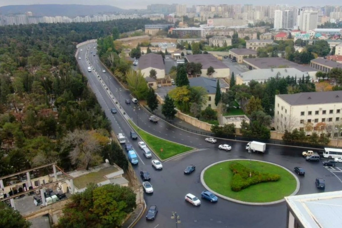 Bakının Mətbuat prospektində təmir işləri yekunlaşıb