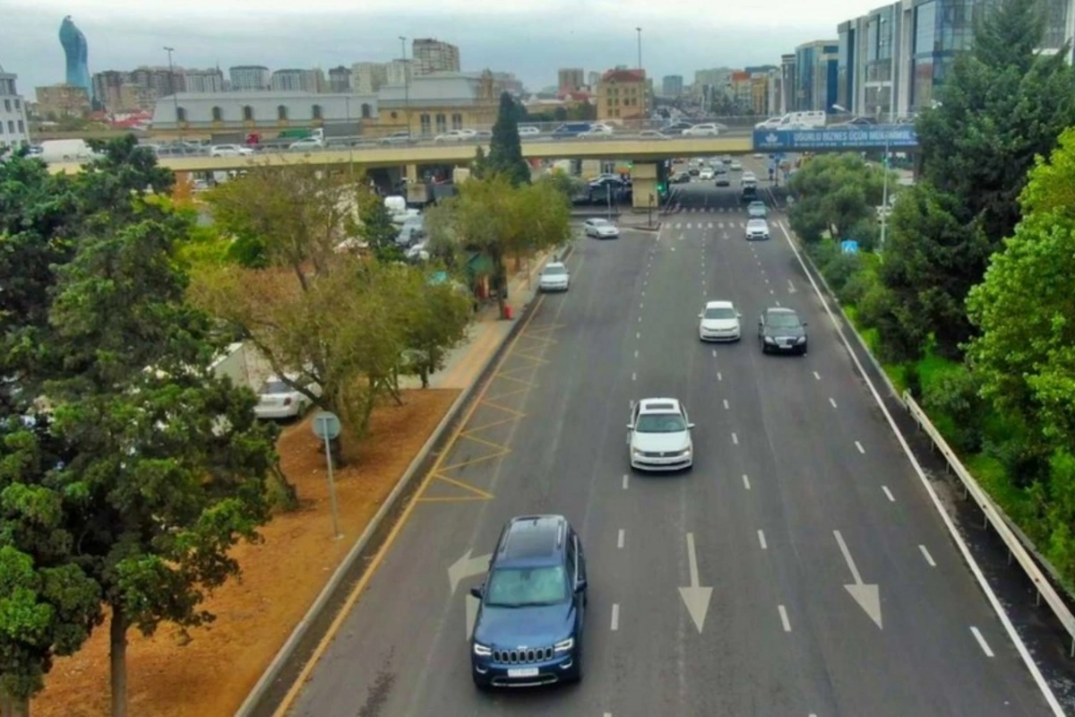 Bakının Mikayıl Müşfiq küçəsində təmir yekunlaşdı