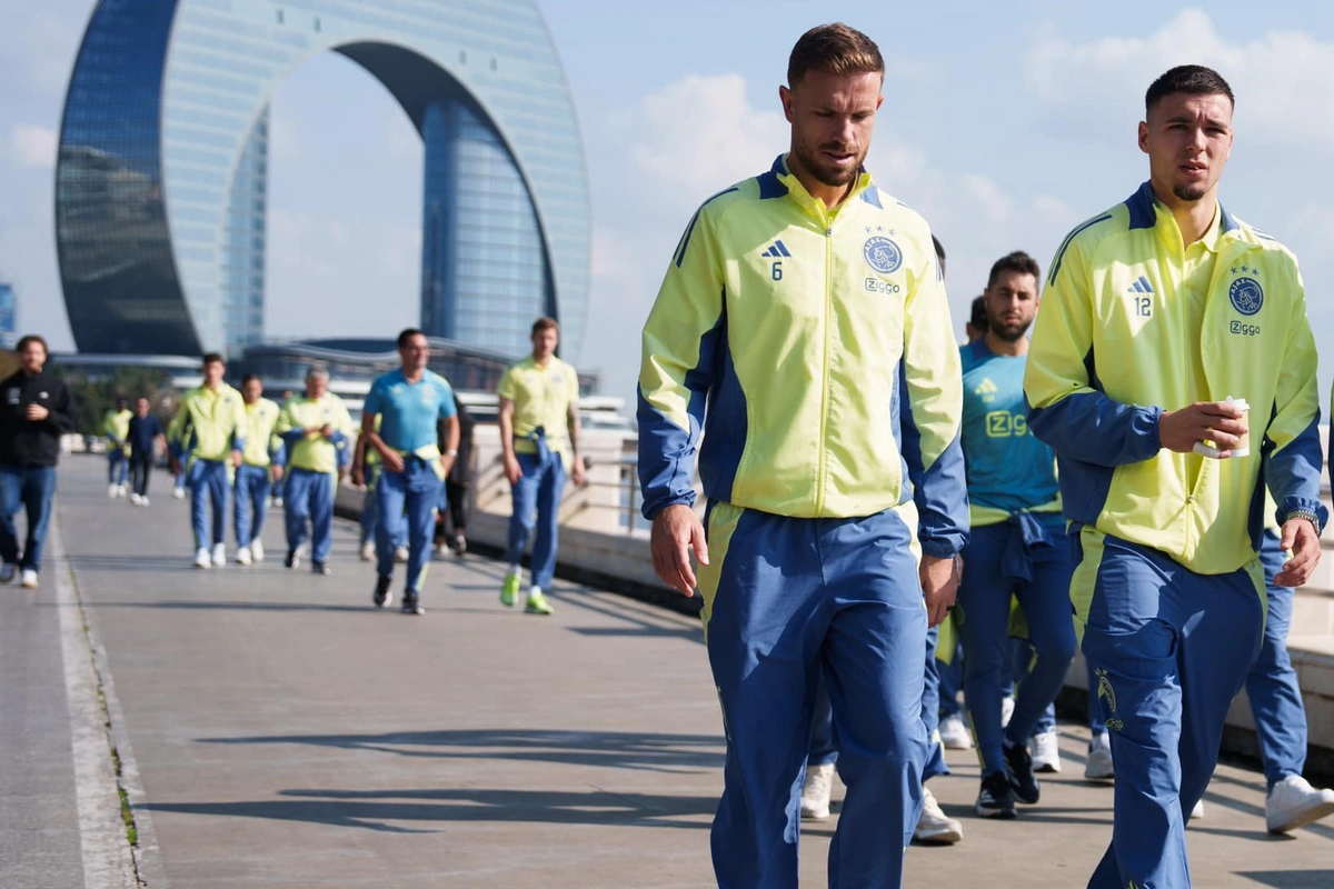 Ayaks futbolçuları Bakını gəziblər - FOTO