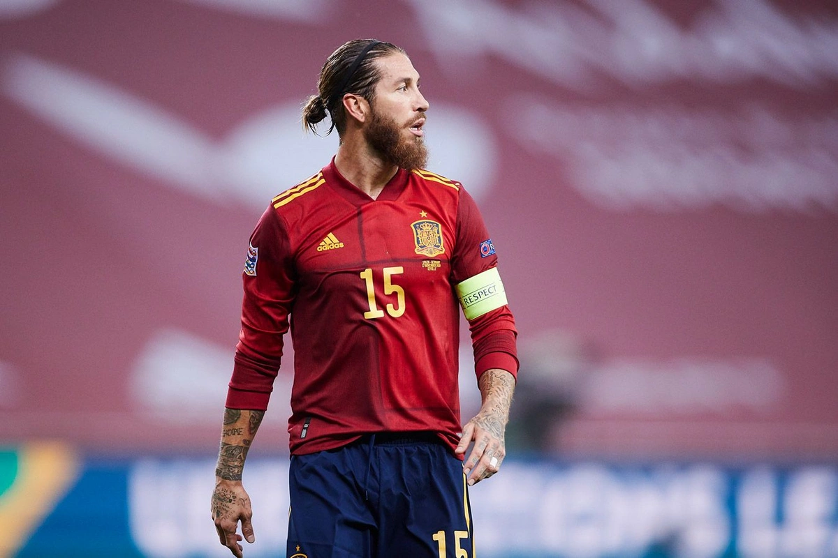 Ramos Real Madridə dönmək istəyir, onlar qoymur