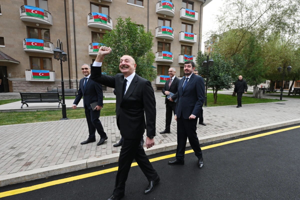 Prezident İlham Əliyev Qarabağ Universitetinin tələbə yataqxanasının təmirdən sonra açılışında iştirak edib