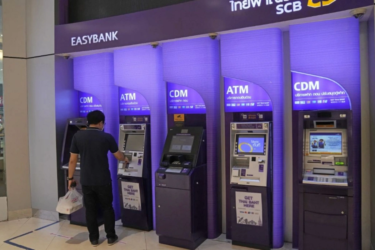 Bir sıra ölkələrdə banklar Rusiyanın UnionPay kartlarına xidməti dayandırıb