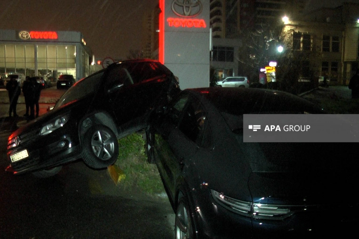 Bakıda Porsche gecəyarısı dəhşət saçdı