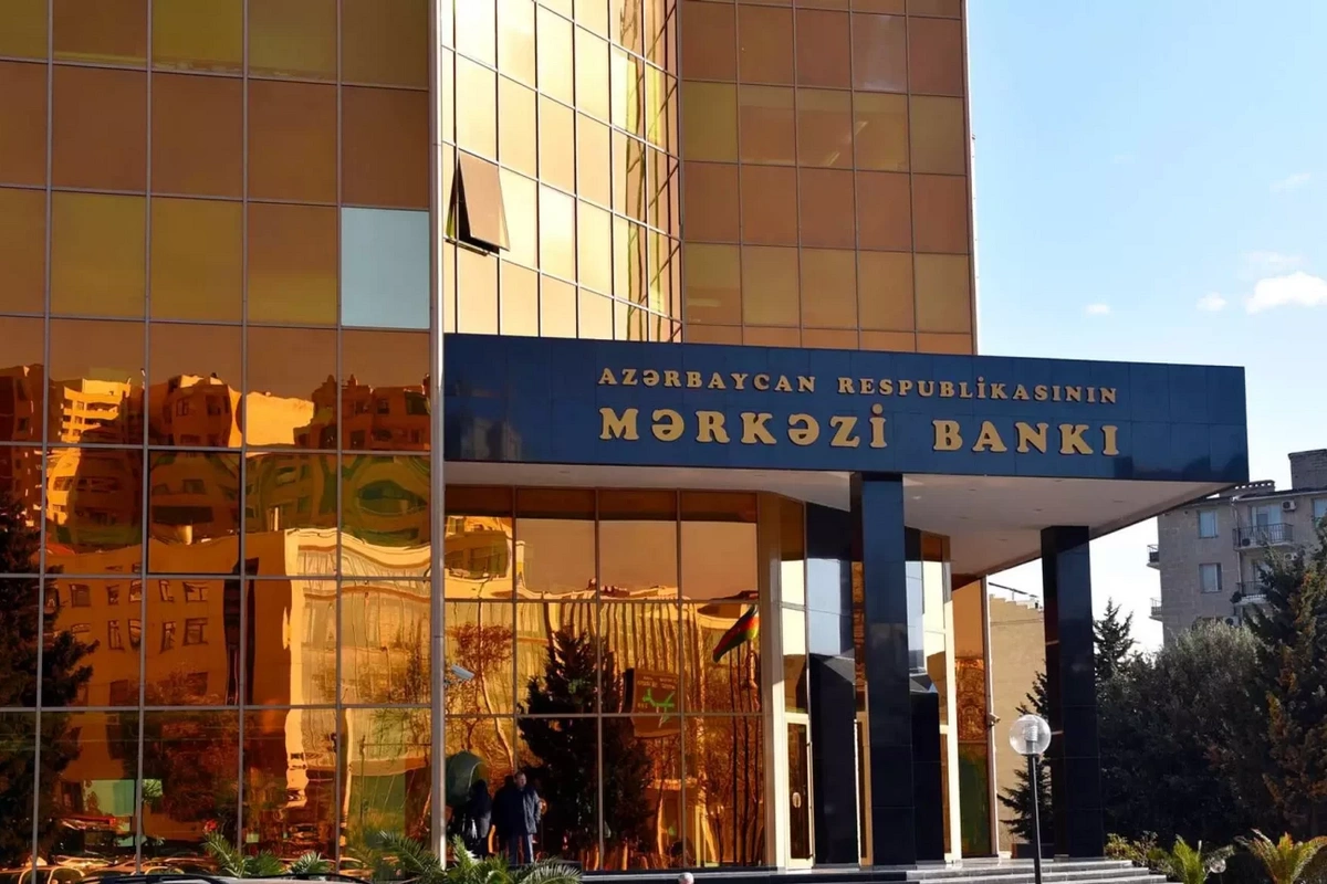 Mərkəzi Bank Azər-Türk Bankın vəzifəli şəxsini cərimə edib