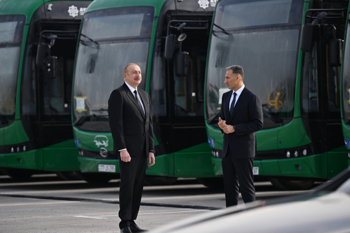 Prezident İlham Əliyev Zığ Elektrik Avtobus Parkının fəaliyyəti ilə tanış olub