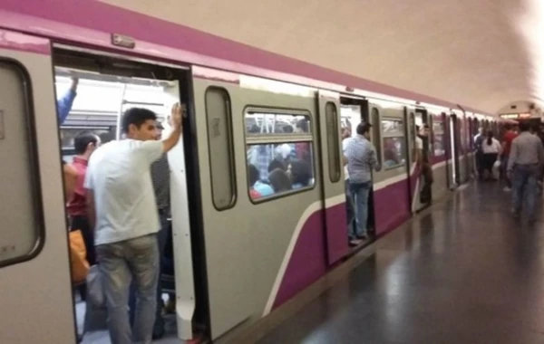 Metroda 88 mindən çox "Bakıkart" satılıb