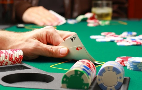 Bakıda "poker" oynanılan məkan tapıldı