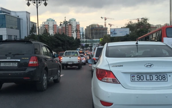 Bakı-Sumqayıt yolunda böyük tıxac (FOTO)