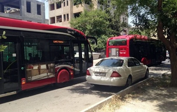 “BakuBus” avtobuslarında kart probleminə son qoyulur