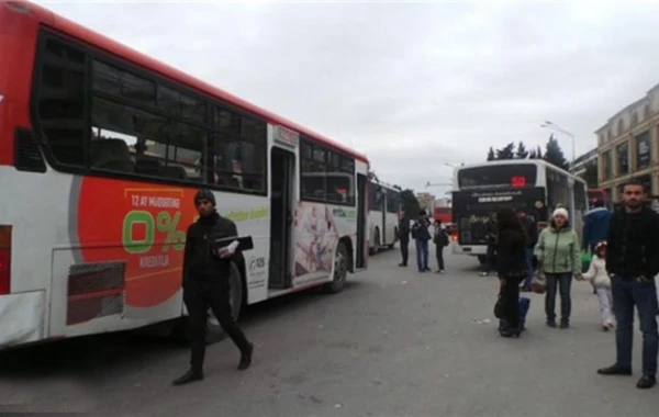 Bakıda avtobusdan istifadə edən sərnişinlərə şad xəbər