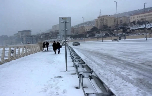 Yol Polisindən sürücülərə qar xəbərdarlığı