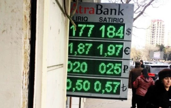 Bakıda dolların satışı 1,84 AZN-ə çatdı