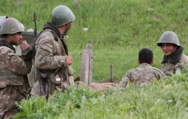 Erməni ordusunda ağlasığmaz addım